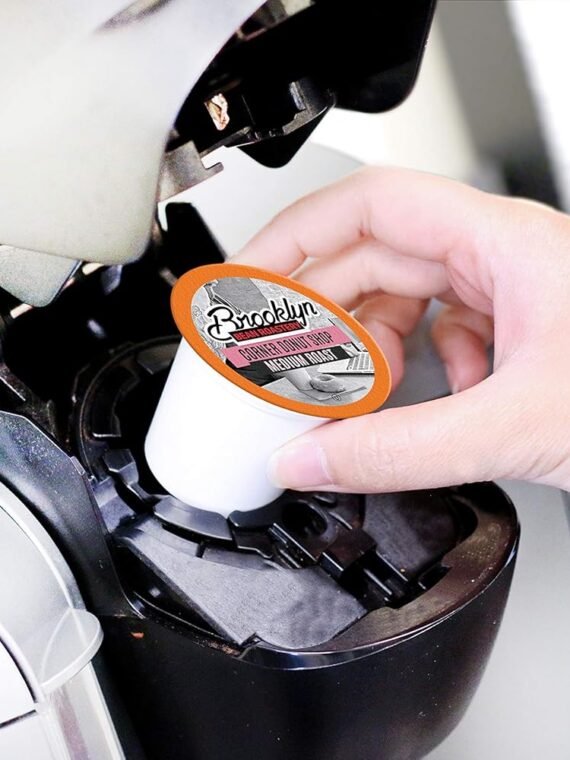 Two Rivers Coffee Medium Roasted Coffee Pods, kompatibel mit K Cup Brewers, enthält 2.0, verschiedene Probenpackungen